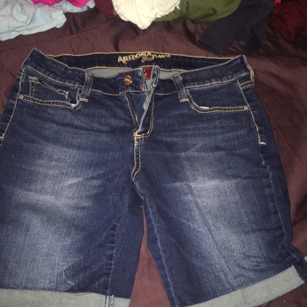 Shorts they are too big for me